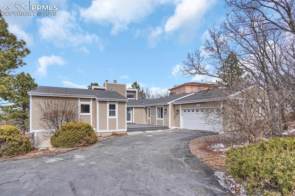190 Huntington Place - Photo 1