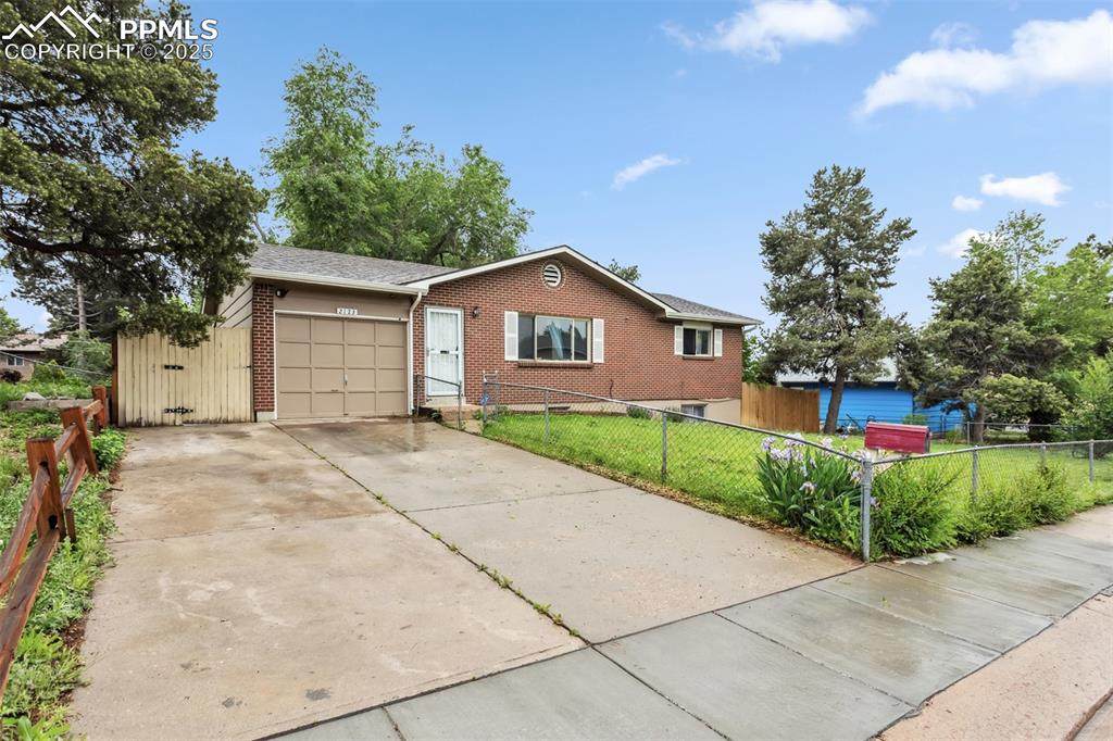 2123 Kodiak Drive - Photo 1