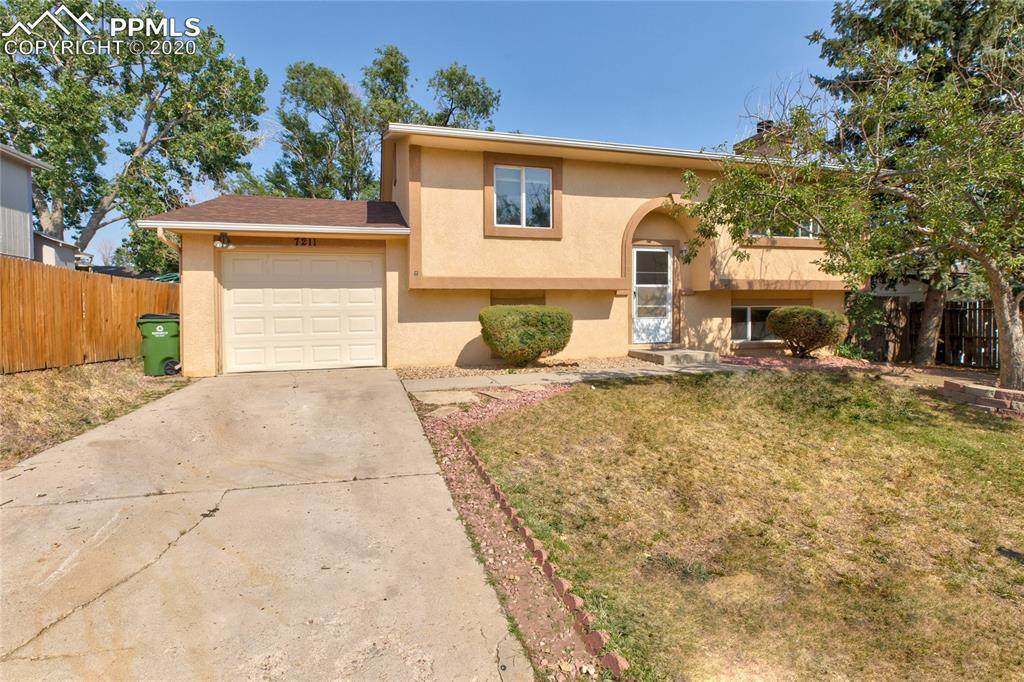 7211 Sioux Circle - Photo 1