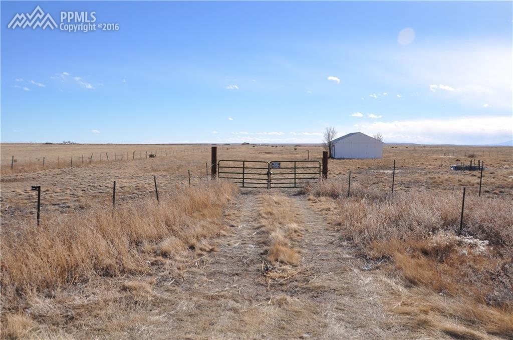 18025 Hanover Road - Photo 1