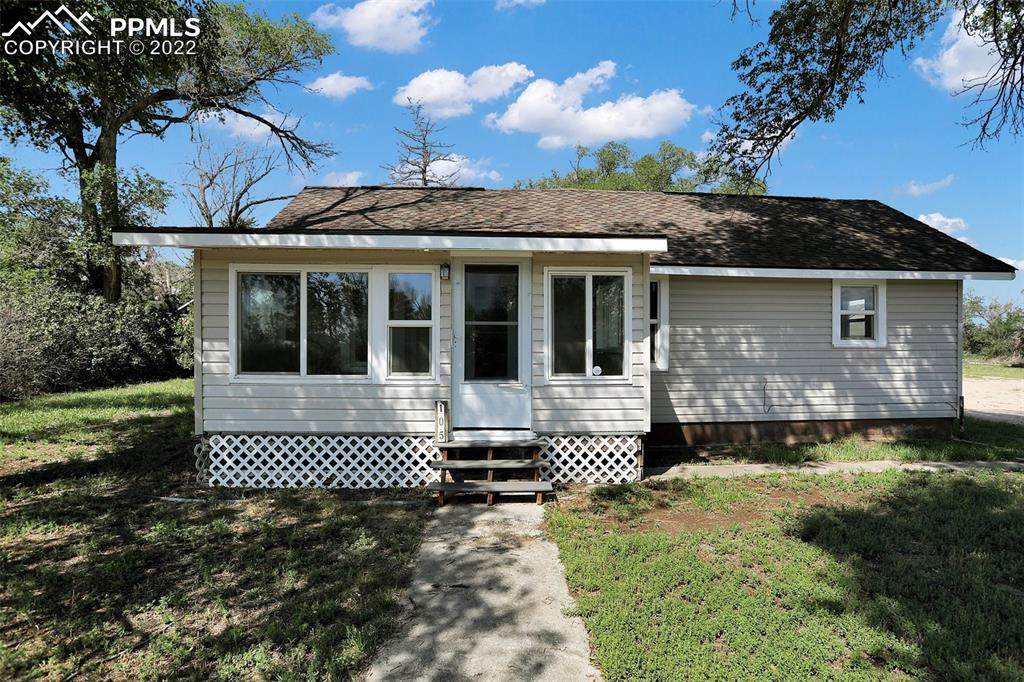 105 Adams Street - Photo 1