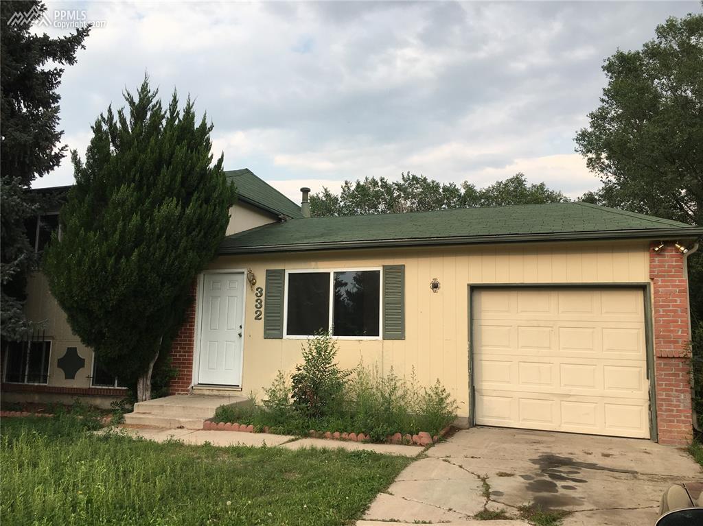 332 Longfellow Drive - Photo 1