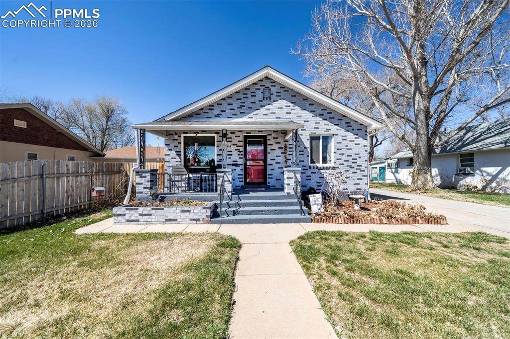 1023 Bragdon Avenue - Photo 1
