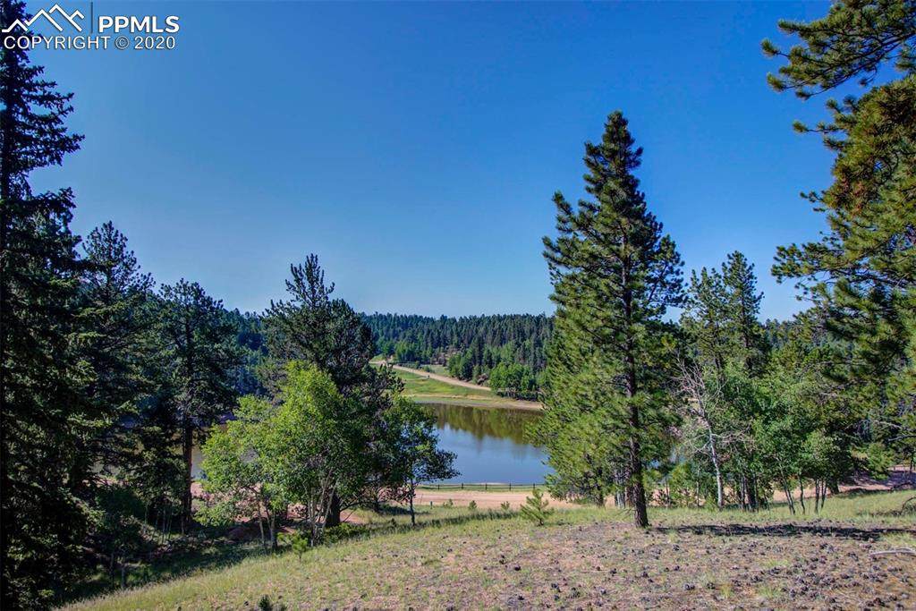 180 Garnet Way - Photo 1