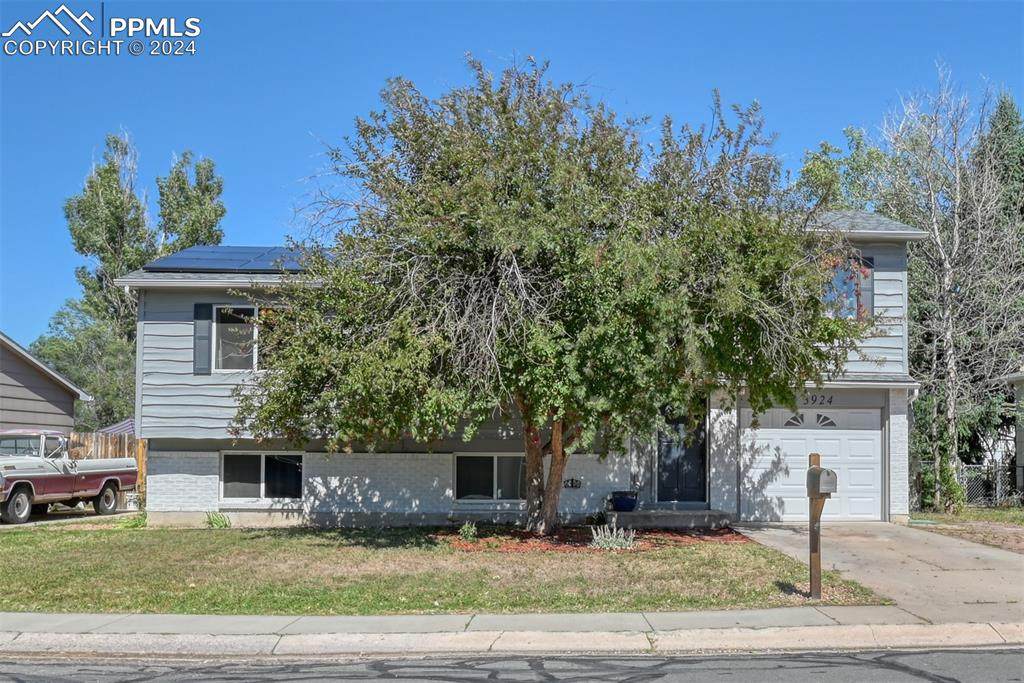 3924 Pearl Drive - Photo 1