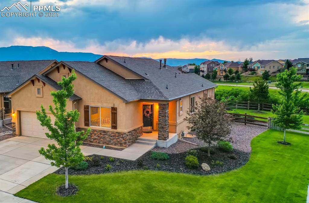 404 Pasada Way - Photo 1