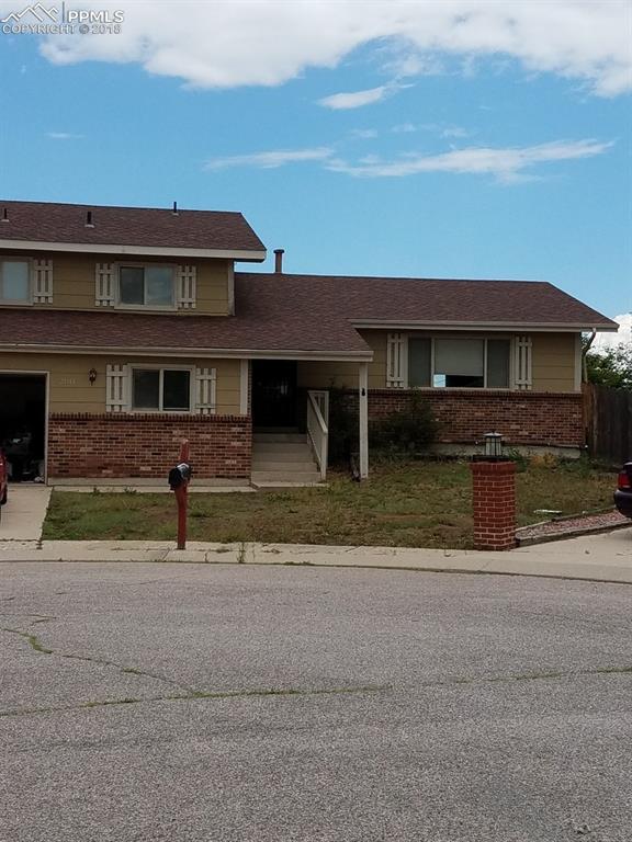 2911 La Estrella Circle - Photo 1