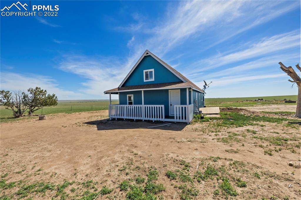 5025 Lauppe Road - Photo 1