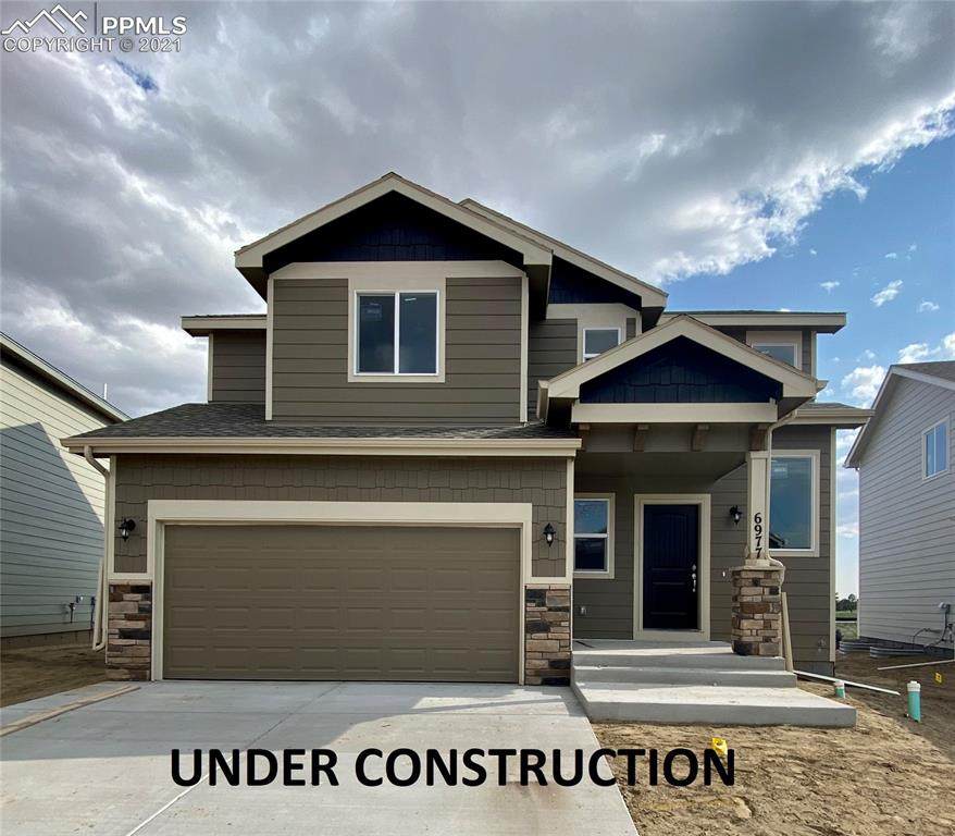 971 Pickfair Drive - Photo 1