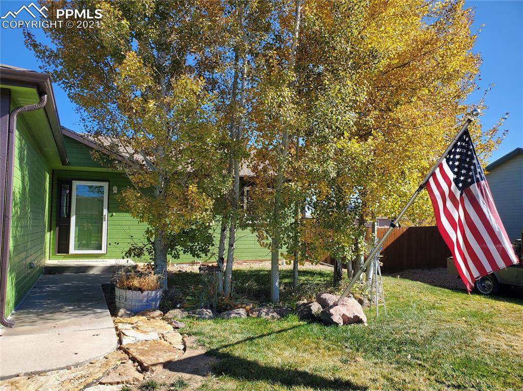 840 Chantilly Place - Photo 1