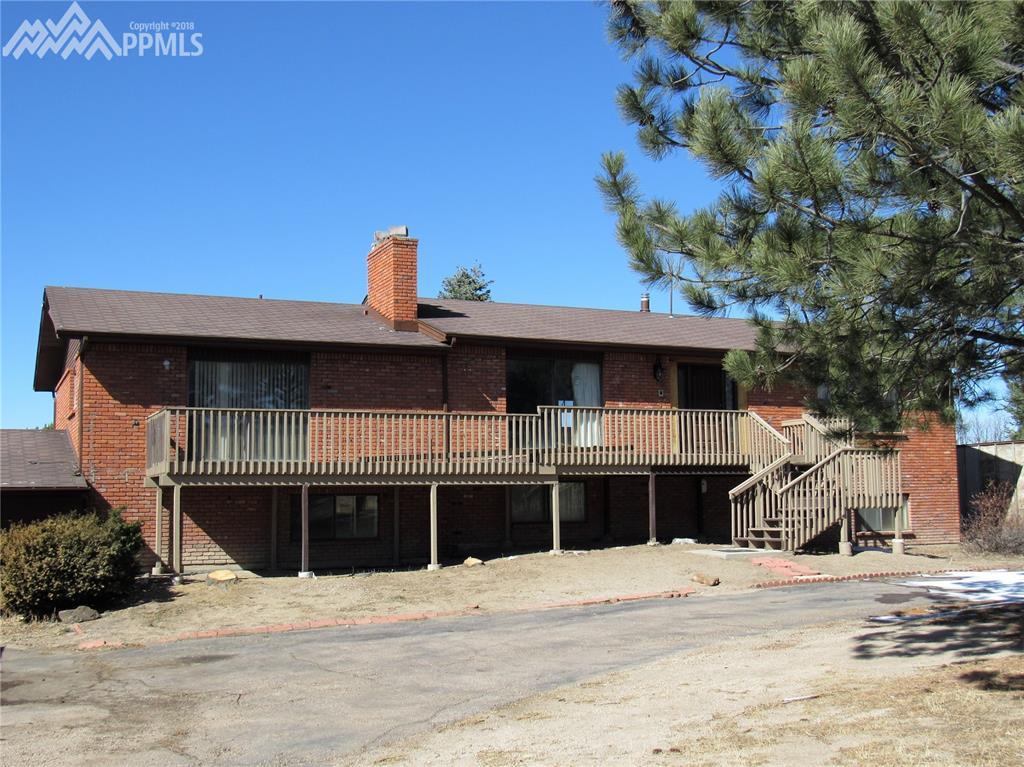 695 Struthers Loop - Photo 1