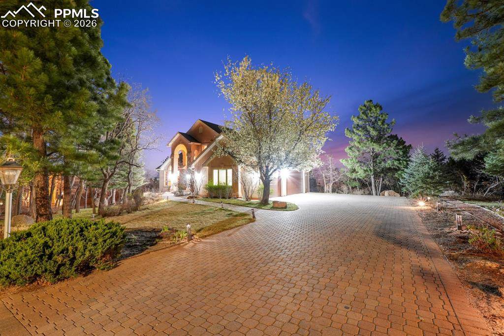 5915 Gladstone Street - Photo 1