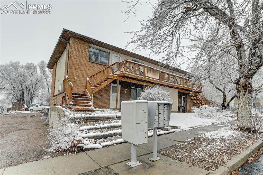 1127 Magnolia Street - Photo 1