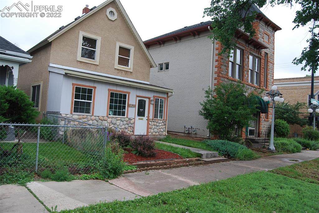 2904 Colorado Avenue - Photo 1