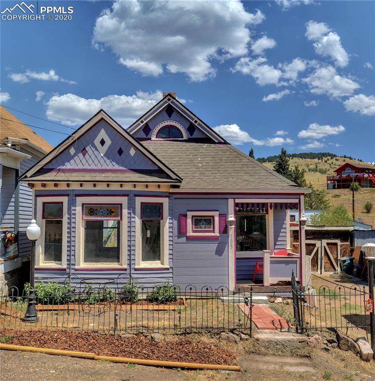 103 Pikes Peak Avenue - Photo 1