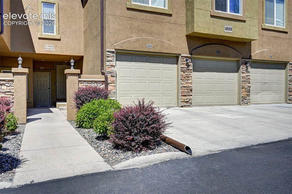 4888 Kerry Lynn View - Photo 1