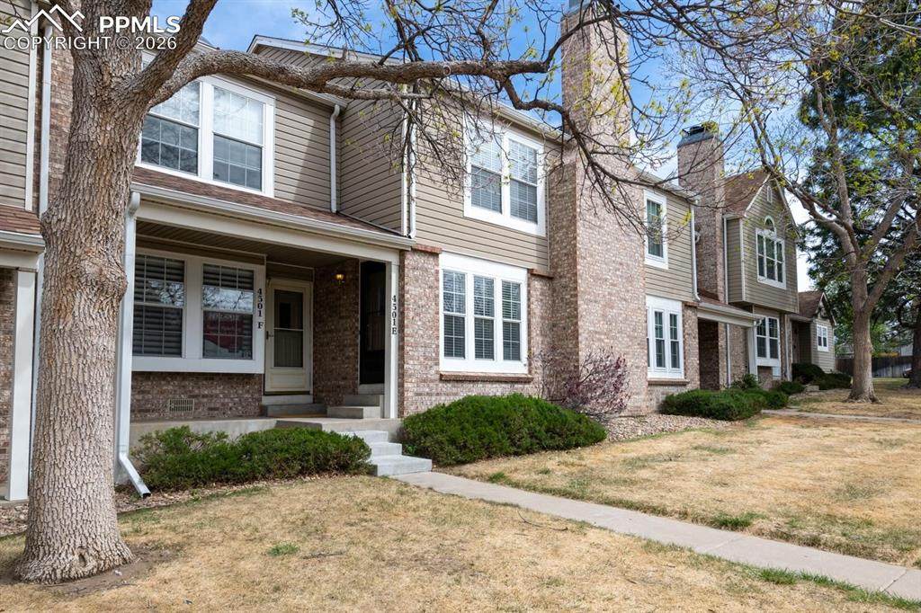 4501 Crystal Way - Photo 1