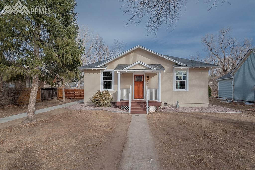 225 Custer Avenue - Photo 1