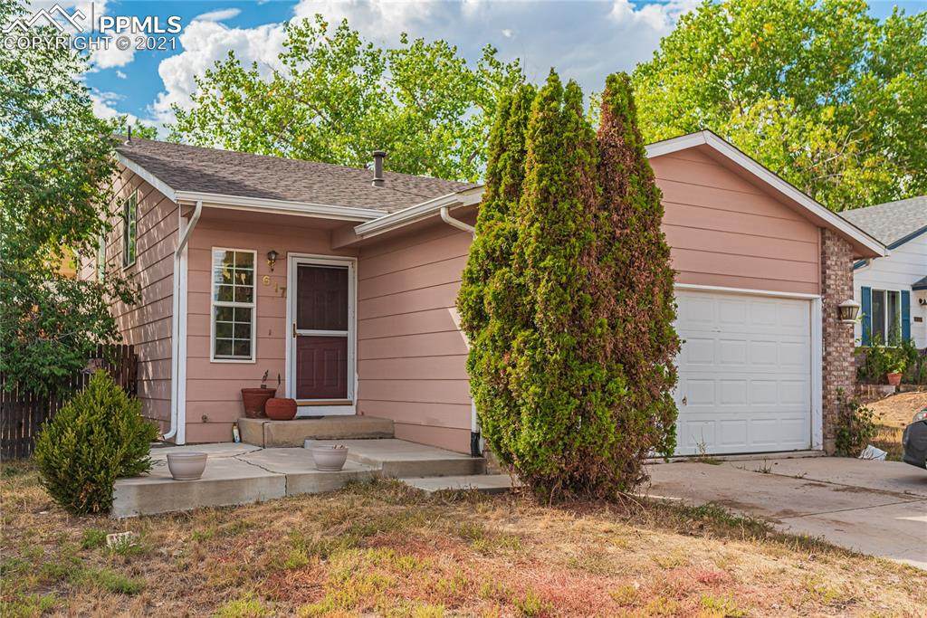 617 Wheat Field Road - Photo 1