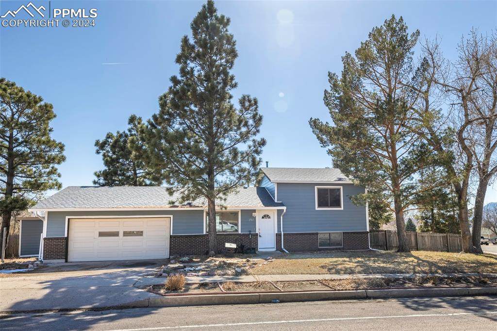2765 Montebello Drive - Photo 1