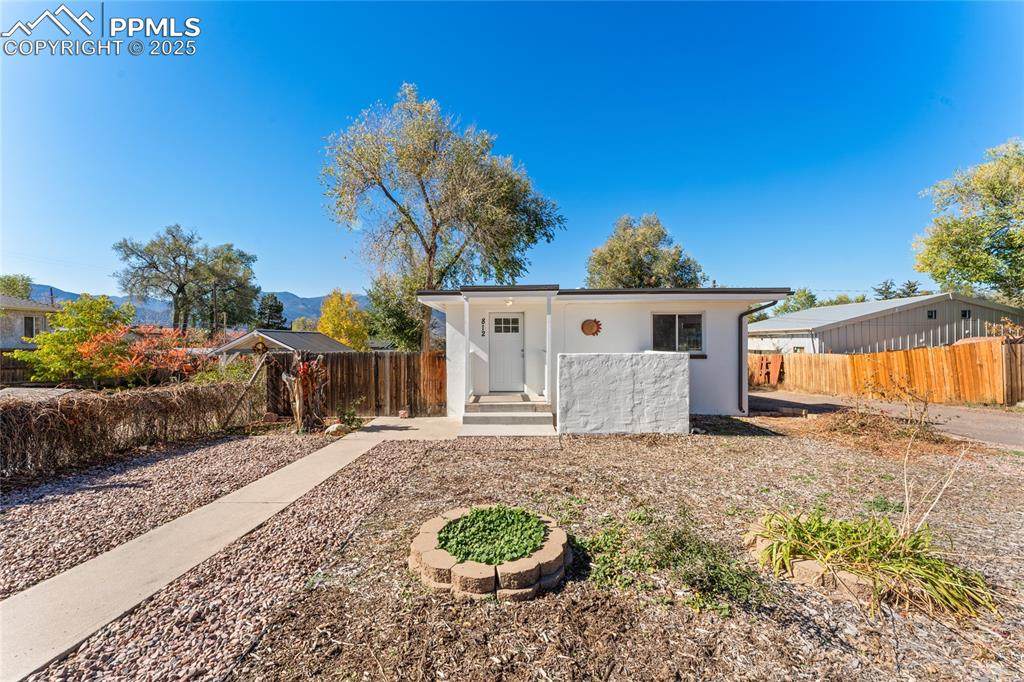 812 Foote Avenue - Photo 1