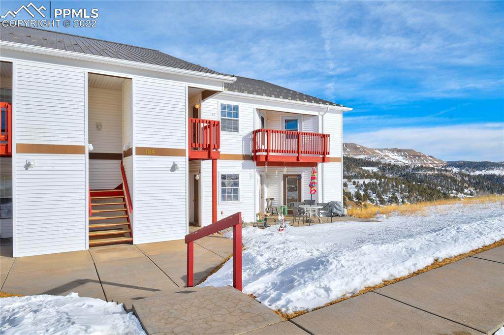 124 Whalen Avenue - Photo 1