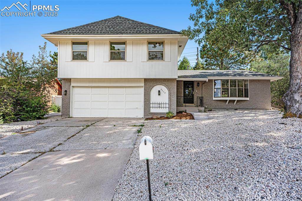 6075 Castlewood Lane - Photo 1