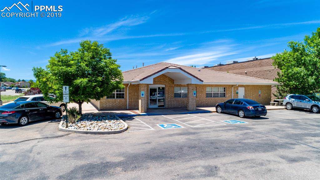 1207 Pueblo Boulevard Way - Photo 1