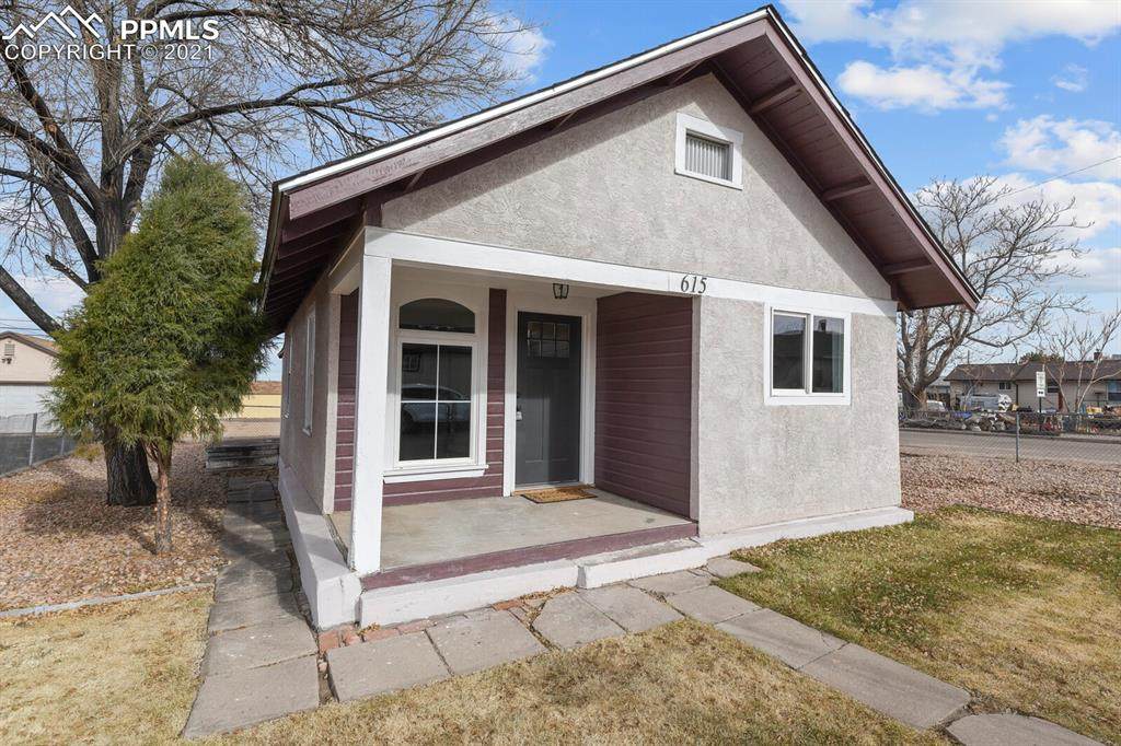 615 Arroyo Avenue - Photo 1