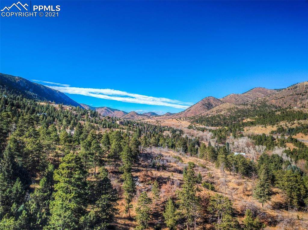 5330 Chipita Pines Drive - Photo 1