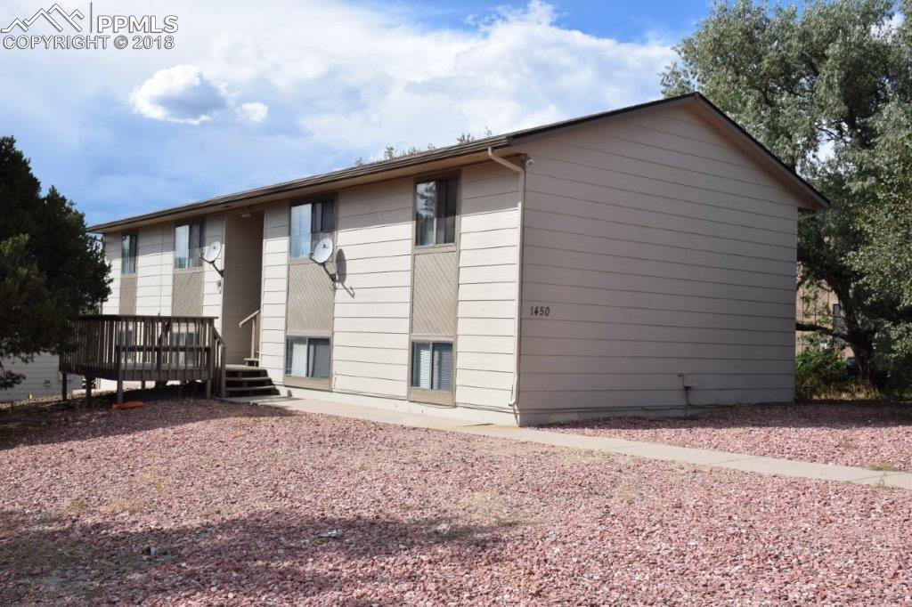 1450 Hathaway Drive - Photo 1
