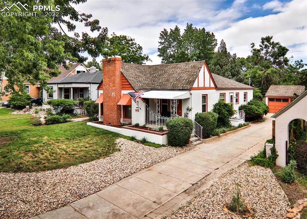 815 Hancock Avenue - Photo 1