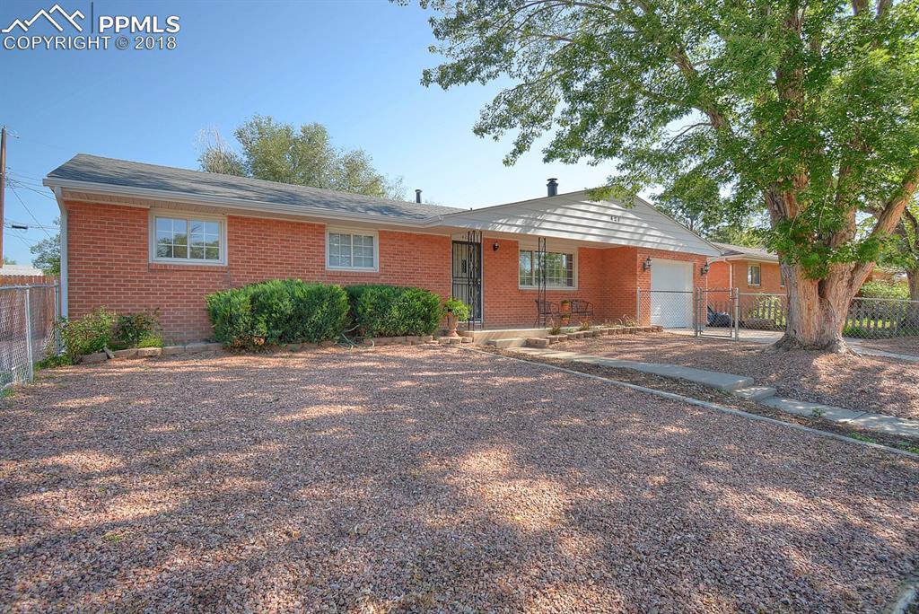 421 Columbine Street - Photo 1