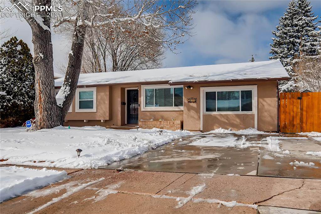3006 Greenwood Circle - Photo 1