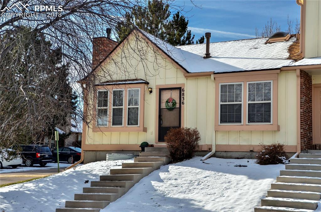 6836 Goldcrest Court - Photo 1
