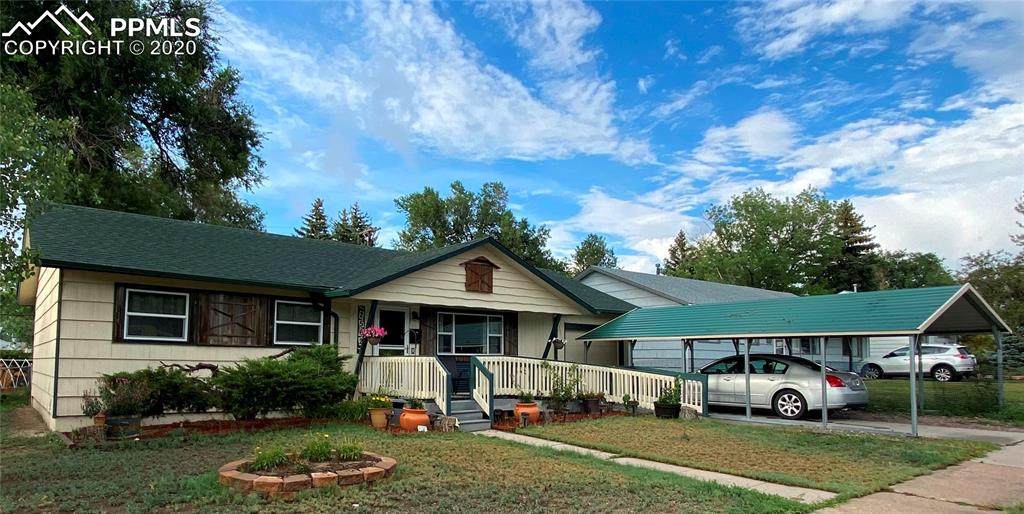 2562 Palmer Park Boulevard - Photo 1