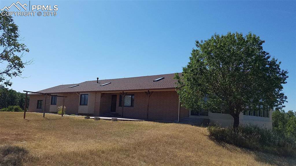 1547 Rocky View Road - Photo 1