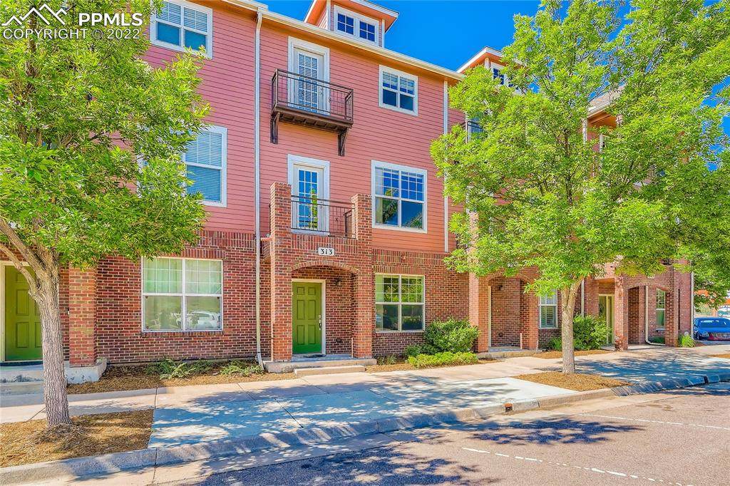 313 Las Animas Street - Photo 1