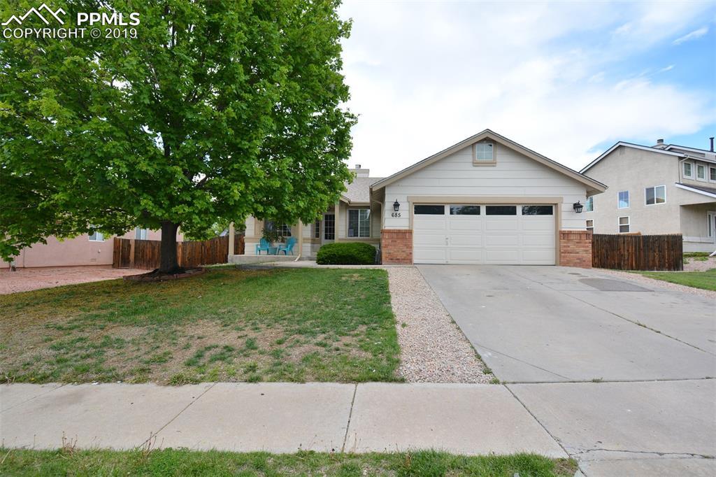 685 Sand Creek Drive - Photo 1