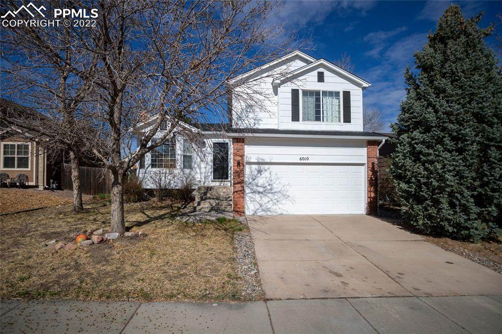 6010 Santana Drive - Photo 1