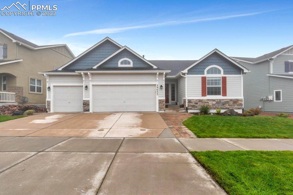 9635 Wickmere Drive - Photo 1