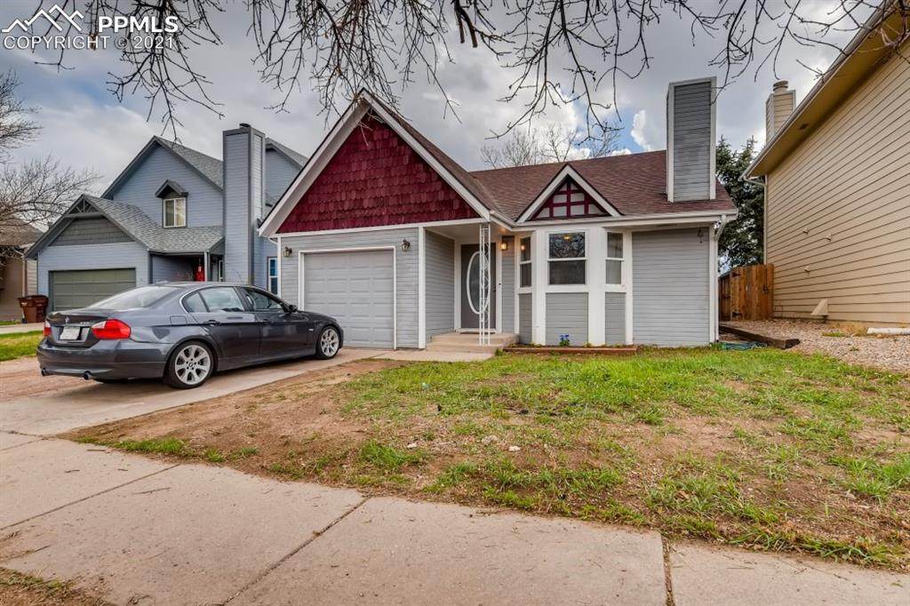 4555 Sunnyhill Drive - Photo 1