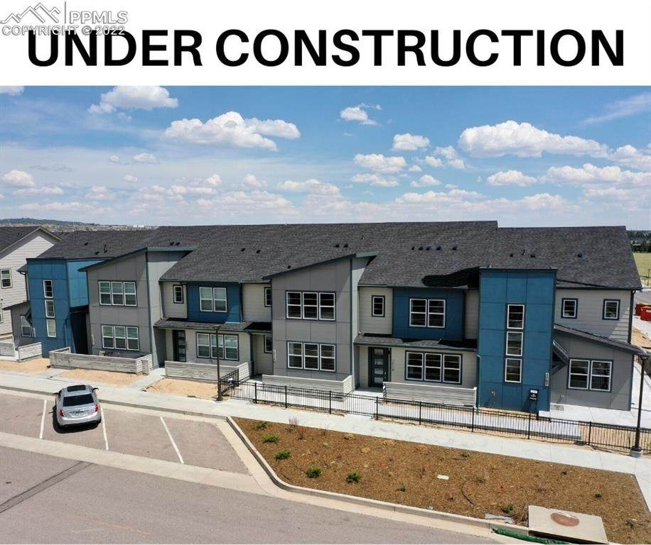 1575 Spring Water Point - Photo 1