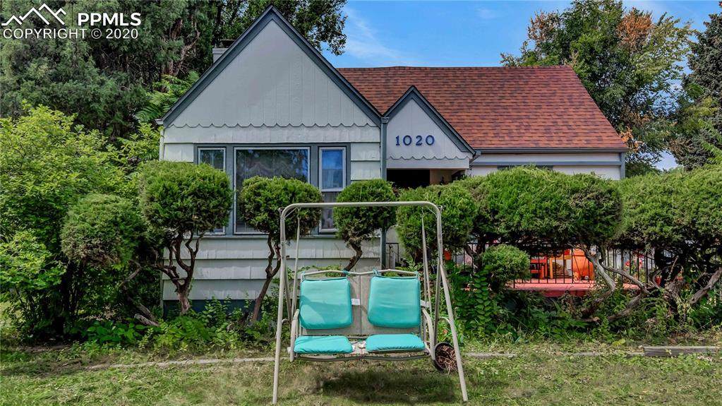 1020 Bonfoy Avenue - Photo 1