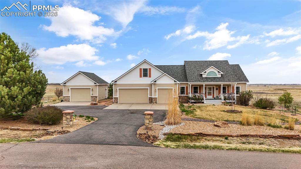 979 Pinehurst Court - Photo 1