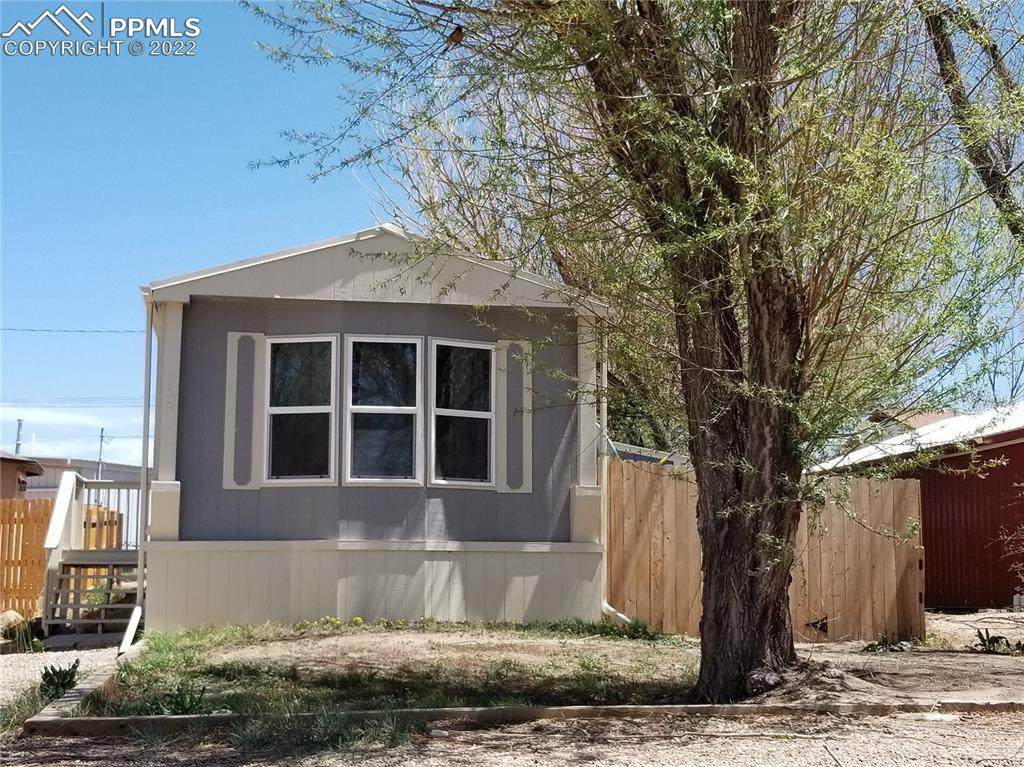 522 Pueblo Street - Photo 1