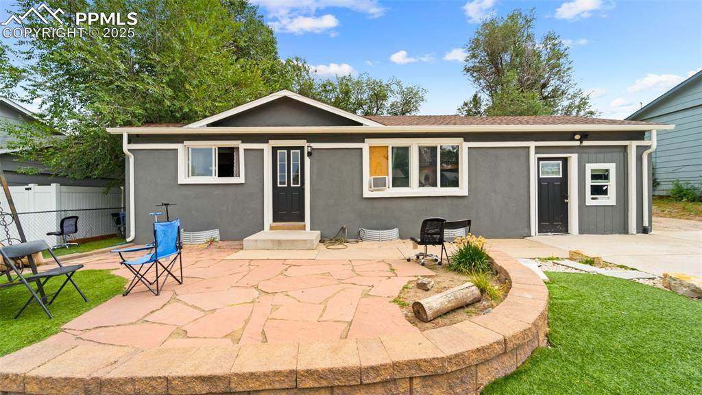 1619 Shasta Drive - Photo 1