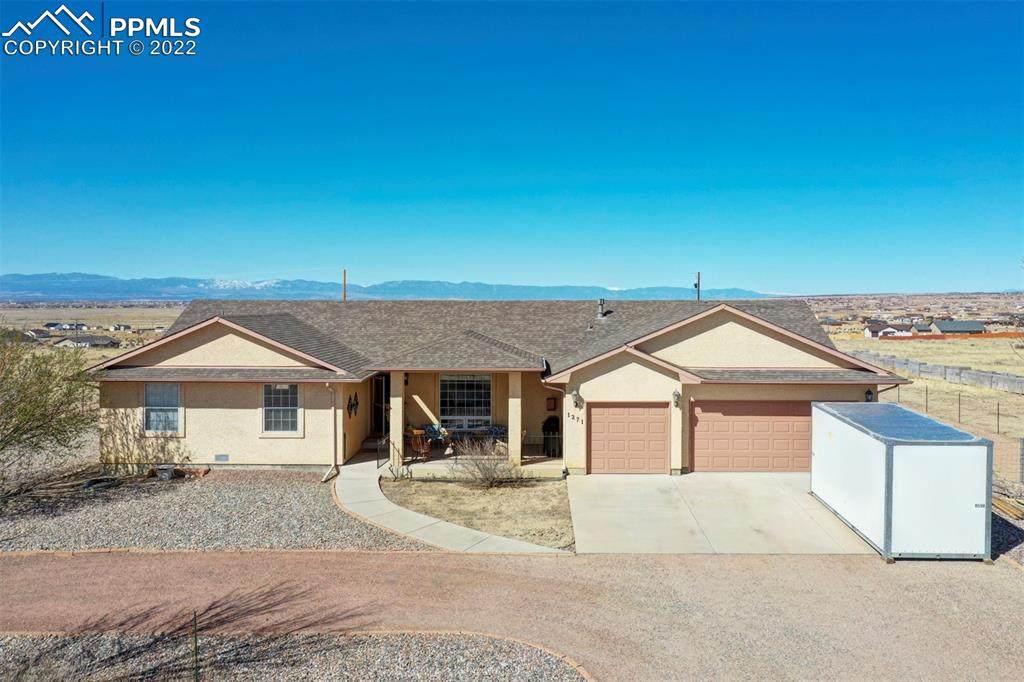 1271 Buckboard Lane - Photo 1