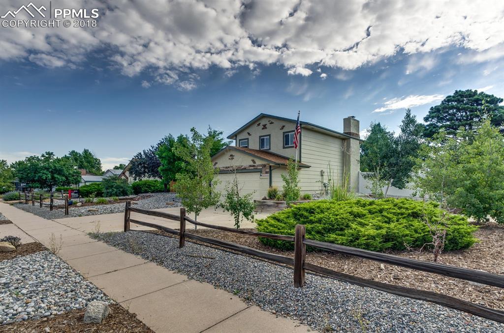 6105 Union Boulevard - Photo 1