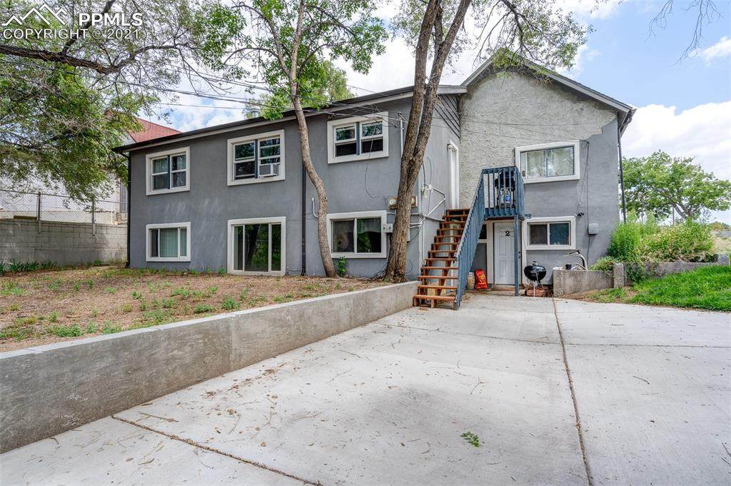 2702 Cascade Avenue - Photo 1